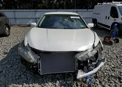 2016 Nissan Altima 2.5 из США, поврежденный, VIN 1N4AL3AP1GC221517